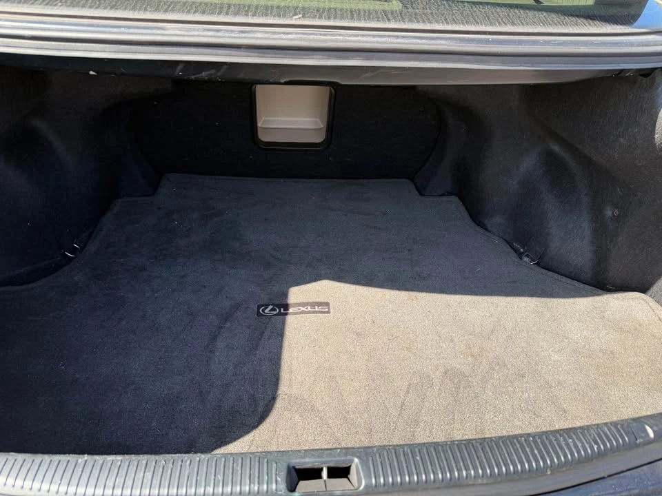 2004 Lexus ES 3rd Gen - Image 10 of 10