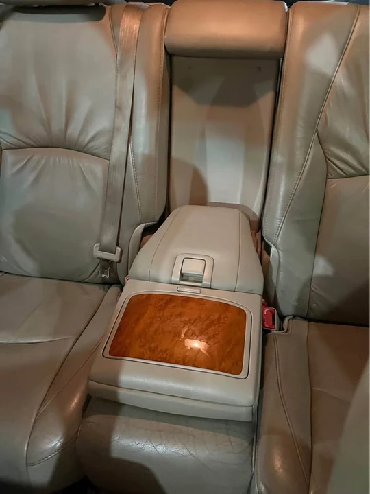 2005 Lexus RX 2nd Gen - Image 3 of 7