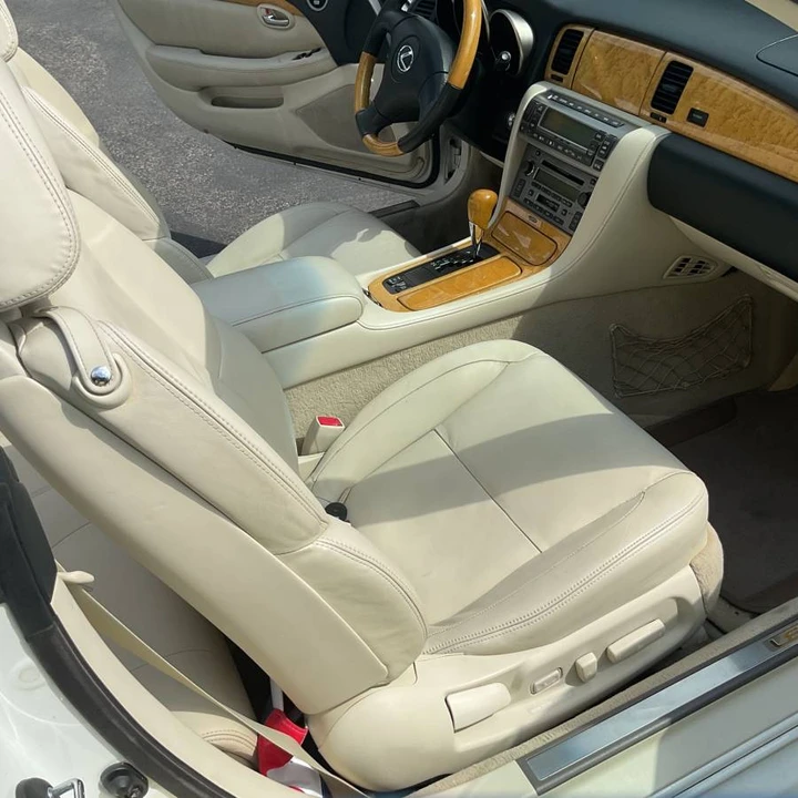 2005 Lexus SC430 - Image 6 of 14