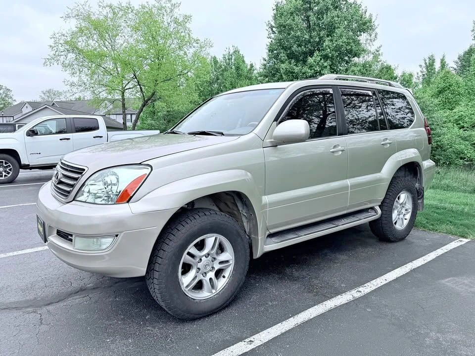 2007 Lexus GX 1st Gen - Image 2 of 11