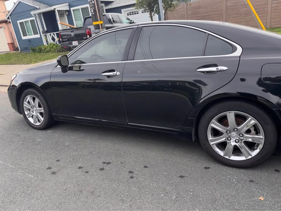 2009 Lexus ES 4th Gen - Image 2 of 8