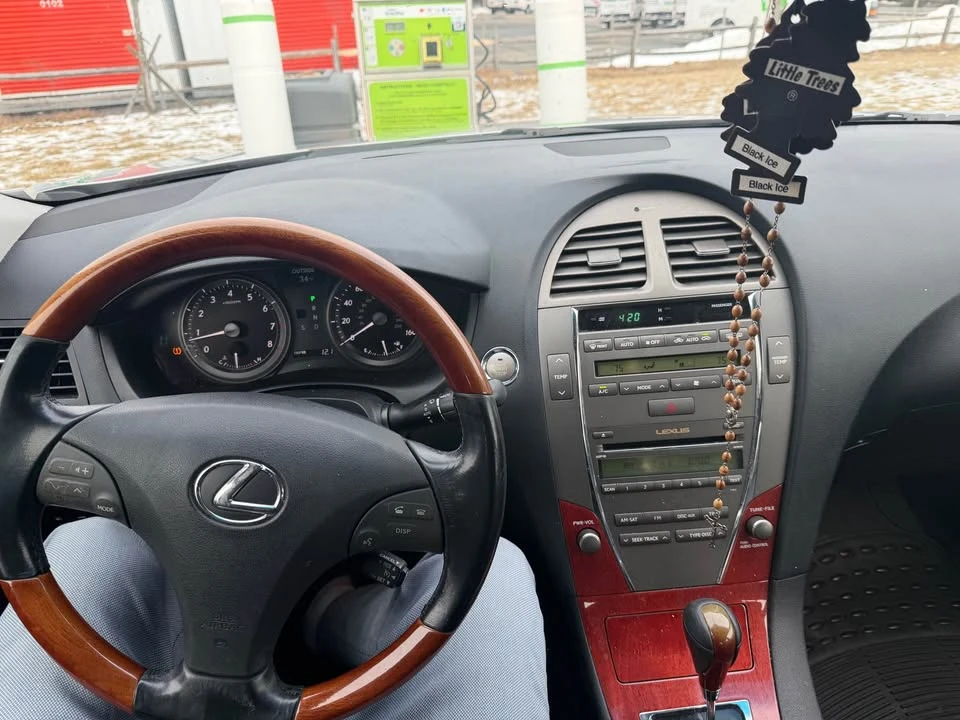 2009 Lexus ES 4th Gen - Image 5 of 7