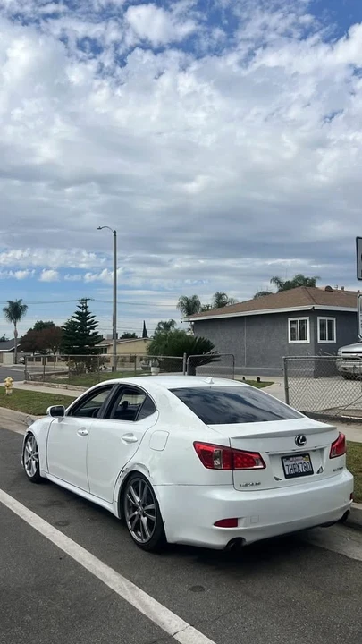 2011 Lexus IS 2nd Gen - Image 2 of 5