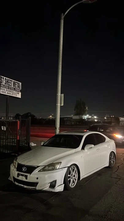 2011 Lexus IS 2nd Gen - Image 5 of 5