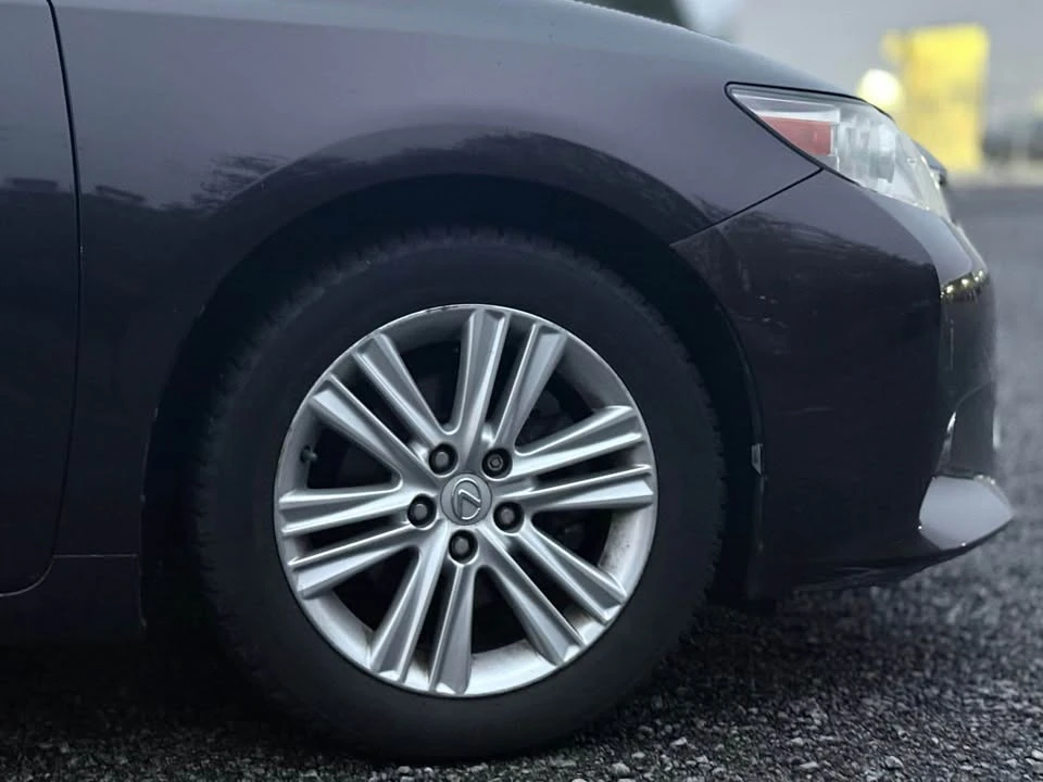 2011 Lexus IS F 2nd Gen - Image 8 of 9