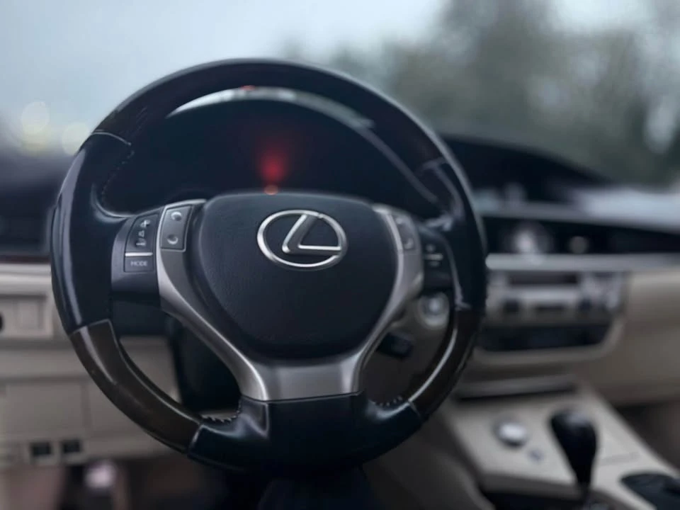 2011 Lexus IS F 2nd Gen - Image 2 of 9