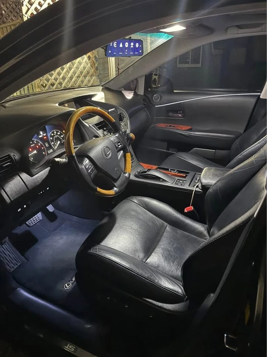 2011 Lexus RX 3rd Gen - Image 3 of 10