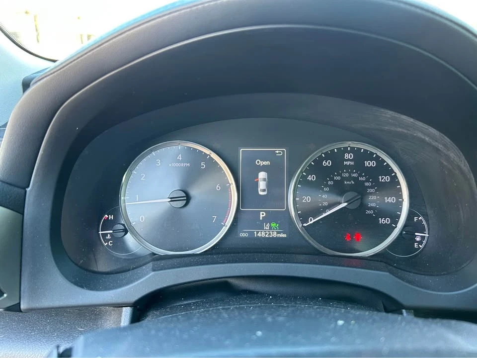 2017 Lexus IS 3rd Gen - Image 5 of 9