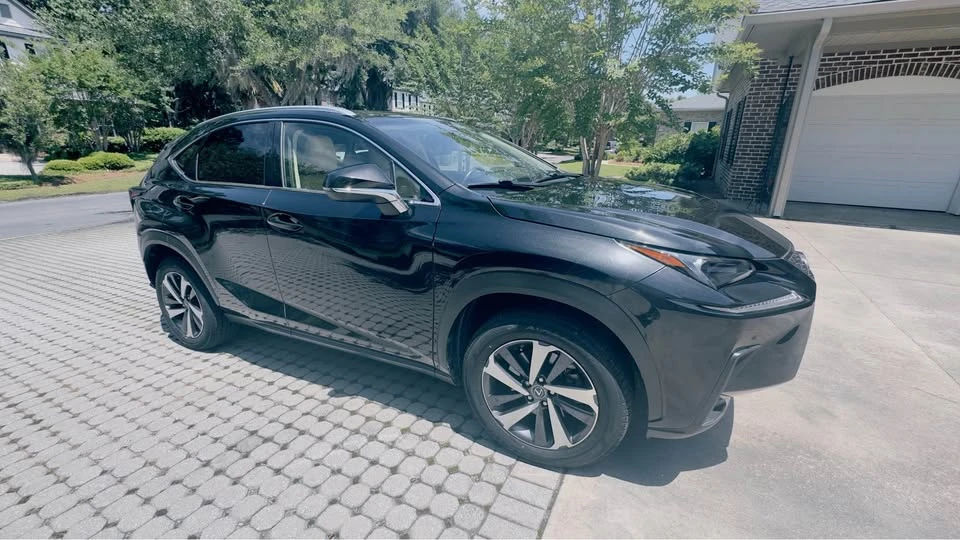 2018 Lexus - Image 3 of 10
