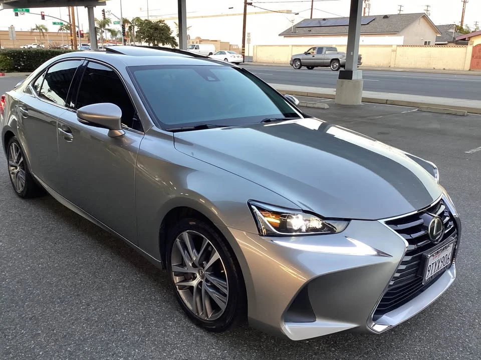2018 Lexus IS 3rd Gen - Image 2 of 10