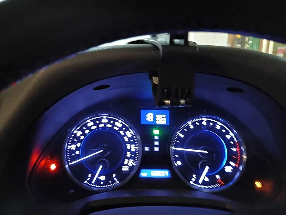 2012 Lexus IS 2nd Gen - Image 5 of 9