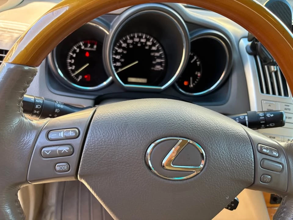 2009 Lexus RX 2nd Gen - Image 3 of 6