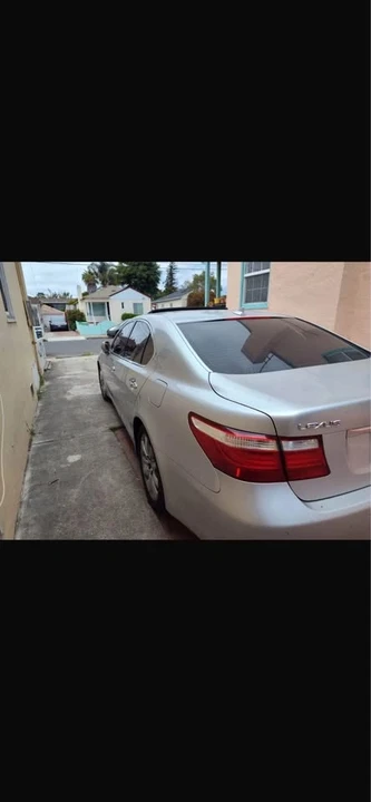 2007 Lexus LS 4th Gen - Image 6 of 9