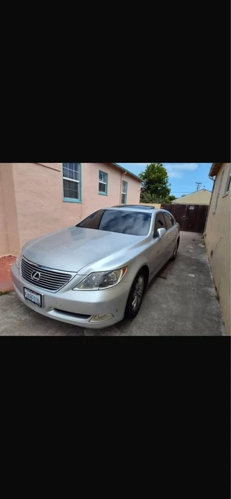 2007 Lexus LS 4th Gen - Image 2 of 9