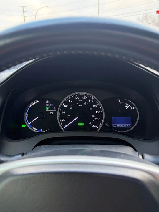 2013 Lexus CT - Image 9 of 10