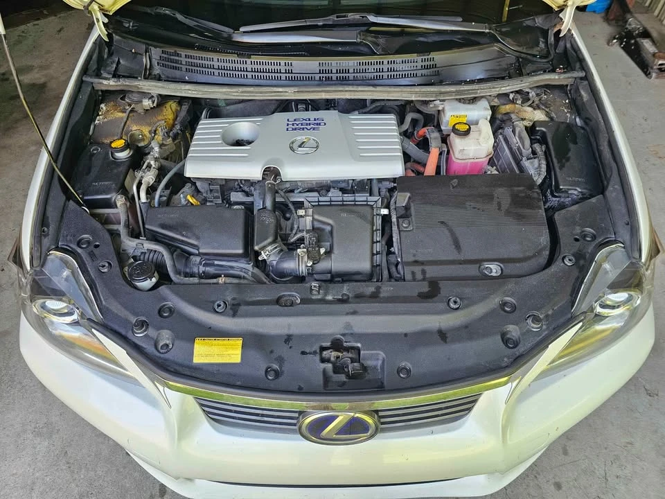 2012 Lexus CT - Image 6 of 10