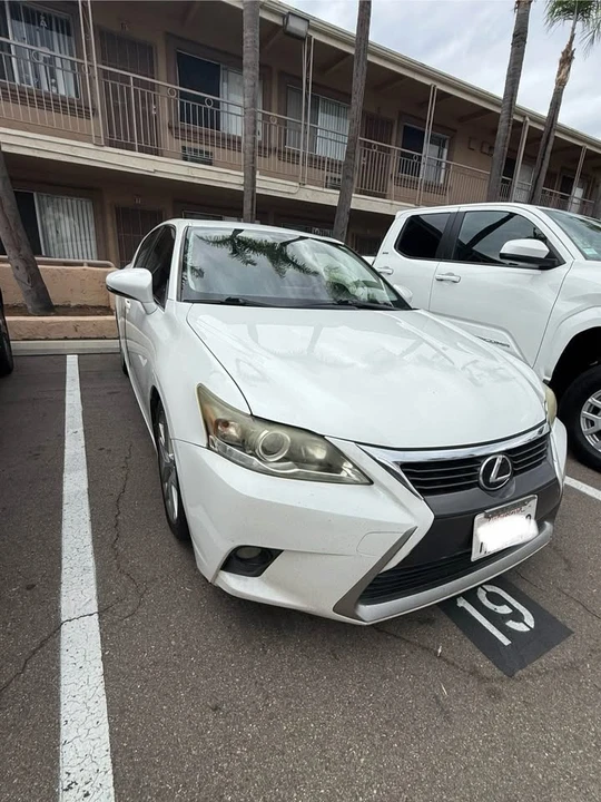 2014 Lexus CT - Image 4 of 10