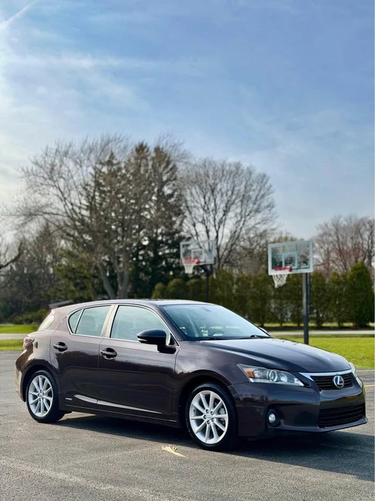 2013 Lexus CT - Image 8 of 10