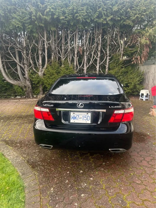 2007 Lexus LS 4th Gen - Image 9 of 10