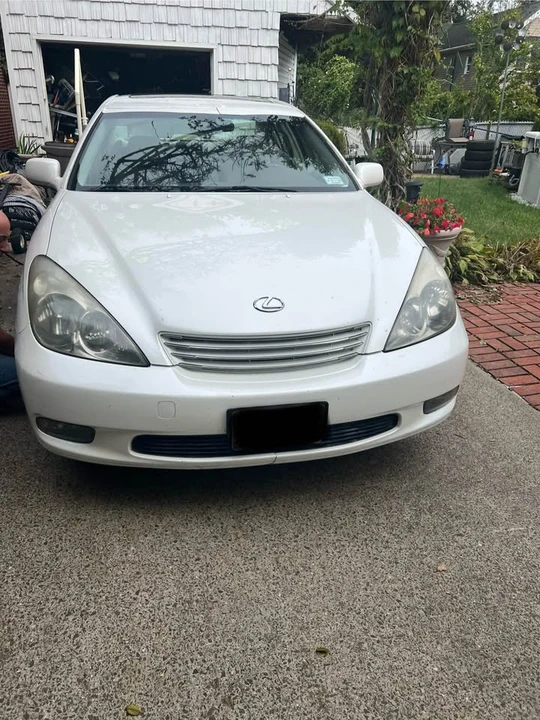 2003 Lexus ES - Image 3 of 8