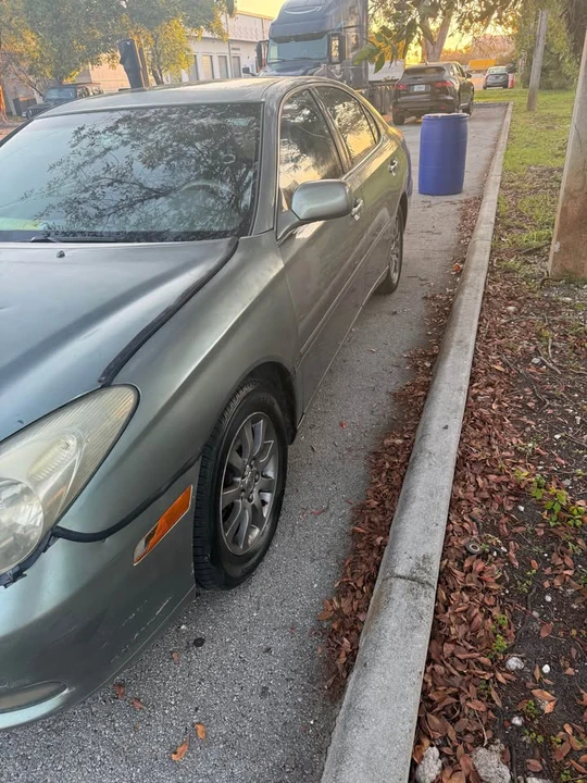 2002 Lexus ES 4th Gen - Image 7 of 9