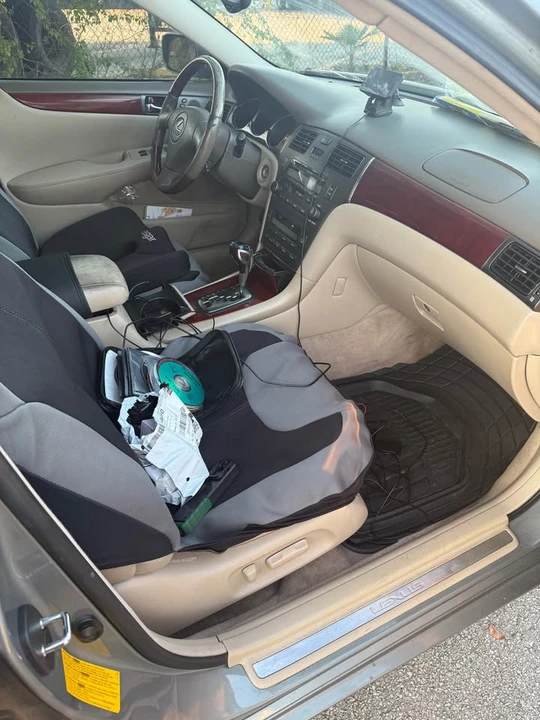 2002 Lexus ES 4th Gen - Image 3 of 9