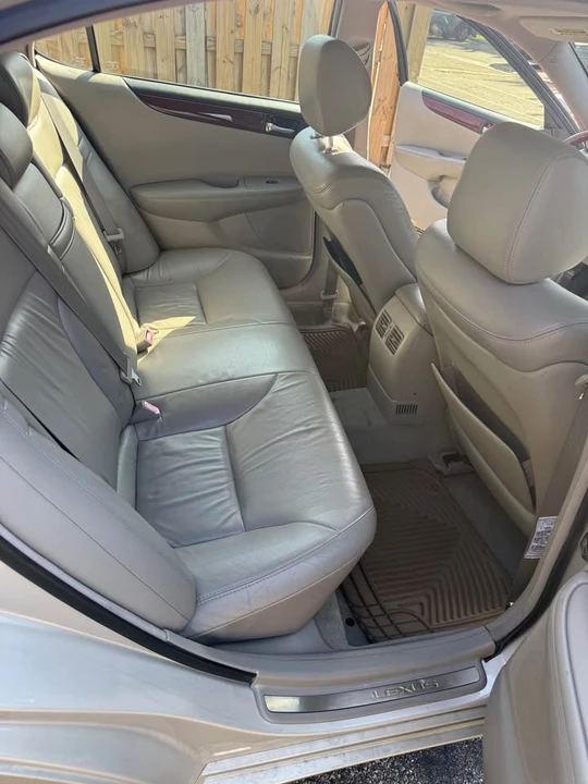 2003 Lexus ES 4th Gen - Image 8 of 10