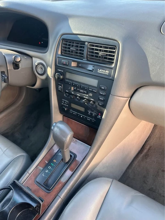 1999 Lexus ES 3rd Gen - Image 5 of 5