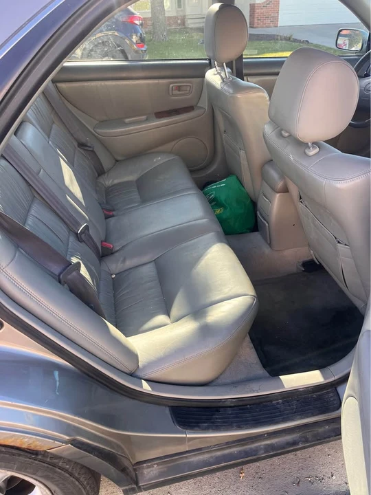 1999 Lexus ES 3rd Gen - Image 4 of 5