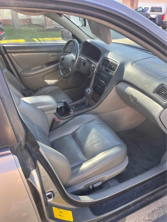 1999 Lexus ES 3rd Gen - Image 2 of 5