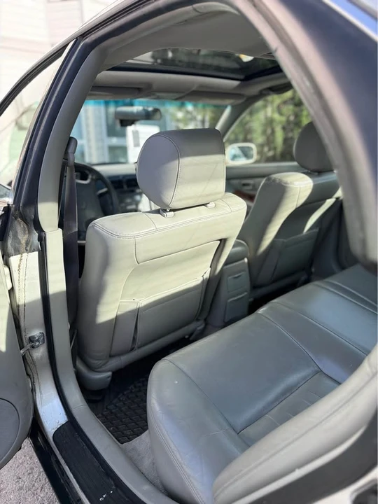 1998 Lexus ES - Image 8 of 9