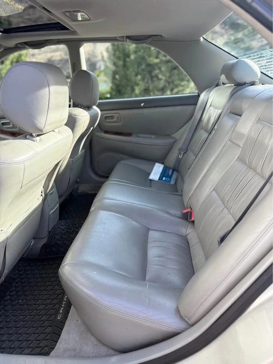 1998 Lexus ES - Image 9 of 9