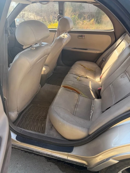 1996 Lexus ES 2nd Gen - Image 5 of 6
