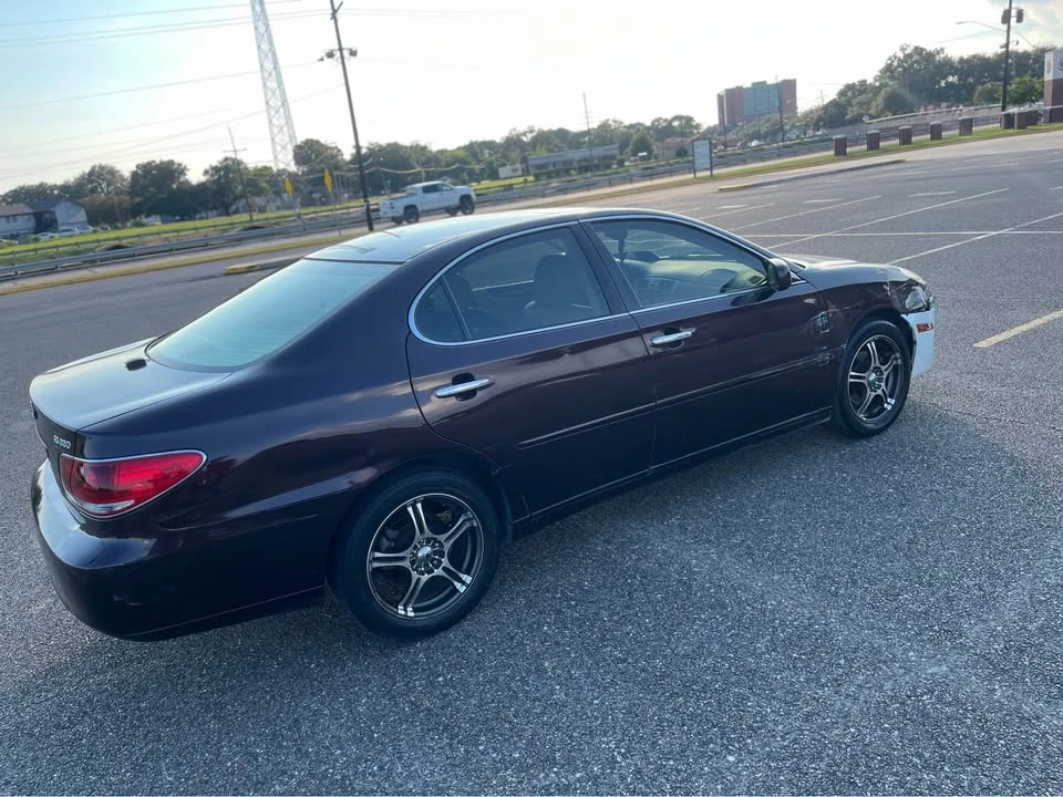 Lexus ES 3rd Gen - Image 7 of 10