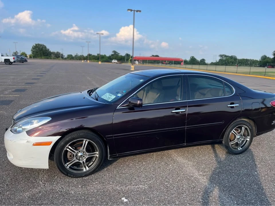 Lexus ES 3rd Gen - Image 9 of 10