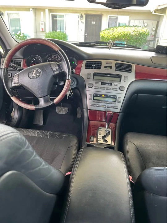2005 Lexus ES 4th Gen - Image 6 of 10