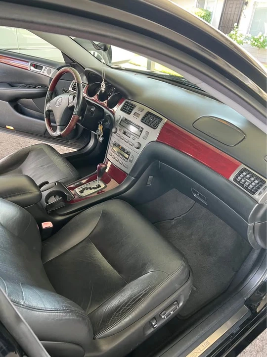 2005 Lexus ES 4th Gen - Image 5 of 10
