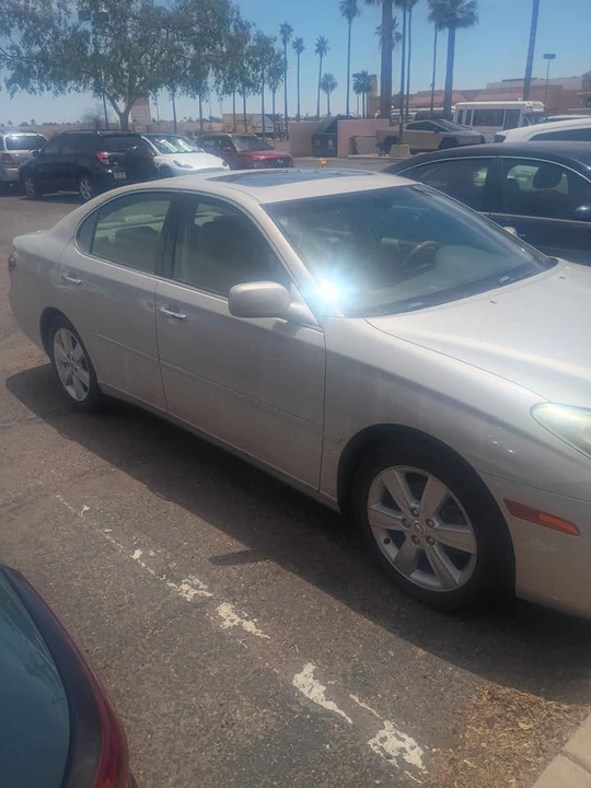 Lexus ES 4th Gen - Image 3 of 4