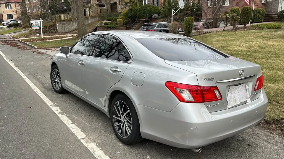 2007 Lexus ES 5th Gen - Image 2 of 7