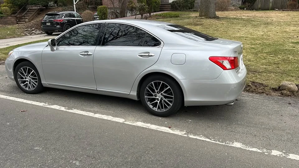 2007 Lexus ES 5th Gen - Image 5 of 7