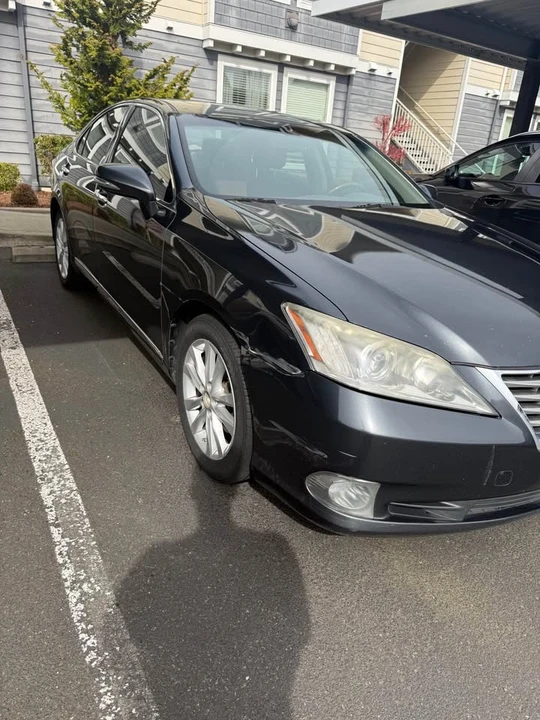 2011 Lexus ES 5th Gen - Image 7 of 8