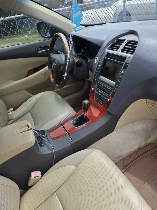 2007 Lexus ES 5th Gen - Image 7 of 10