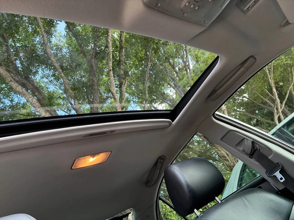 2005 Lexus ES 4th Gen - Image 6 of 7