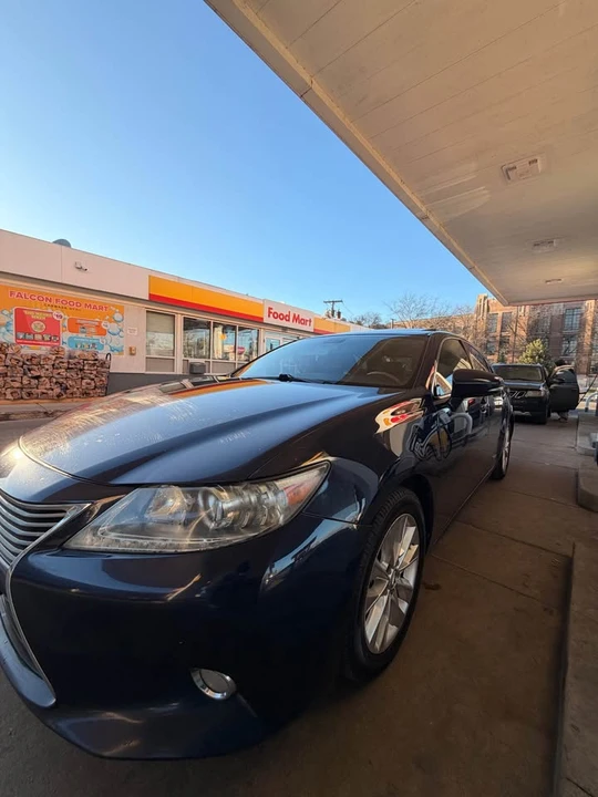 2013 Lexus ES 6th Gen - Image 4 of 8
