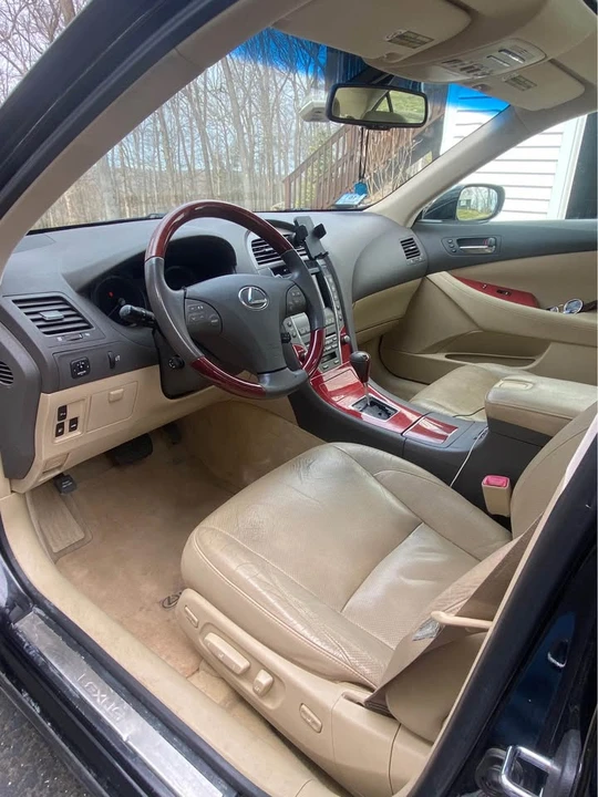 2008 Lexus ES 5th Gen - Image 4 of 8