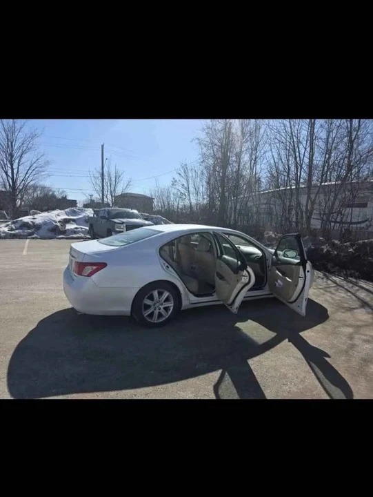 2008 Lexus ES 5th Gen - Image 3 of 5