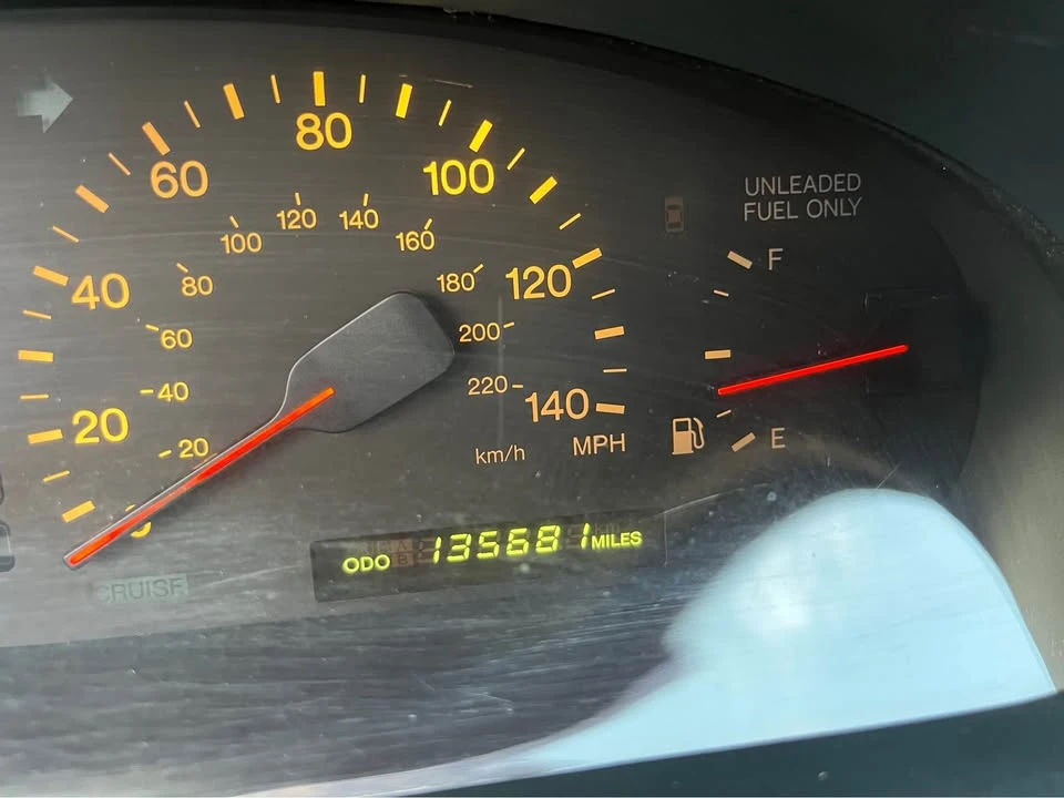 1996 Lexus ES 2nd Gen - Image 7 of 10