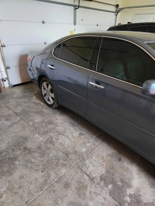 Lexus ES 4th Gen - Image 2 of 7