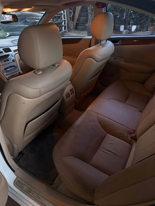 2005 Lexus ES 4th Gen - Image 4 of 7