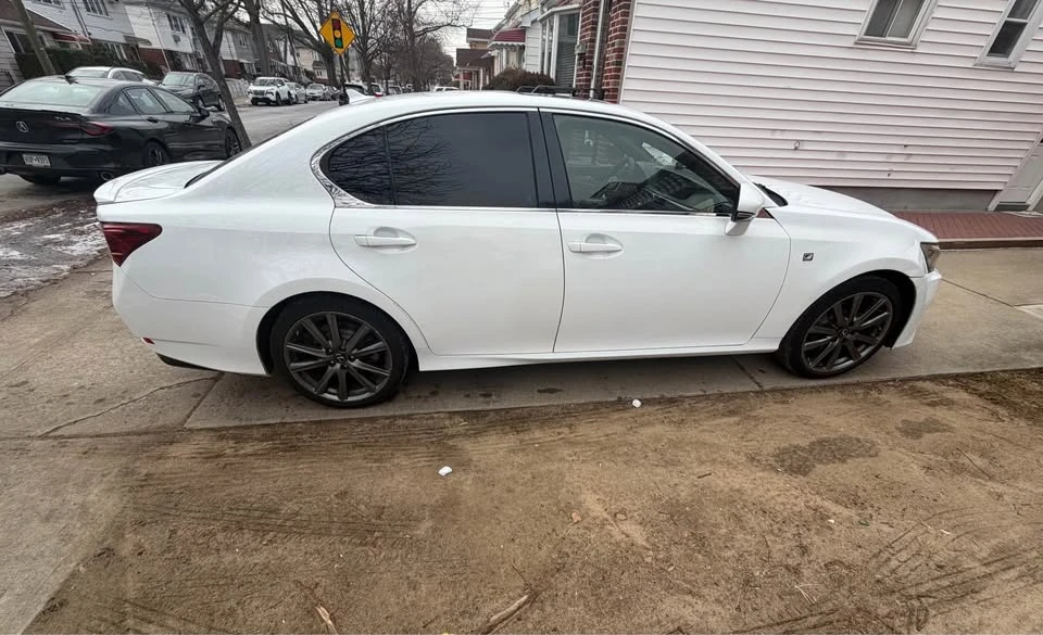 2014 Lexus GS 4th Gen - Image 2 of 10